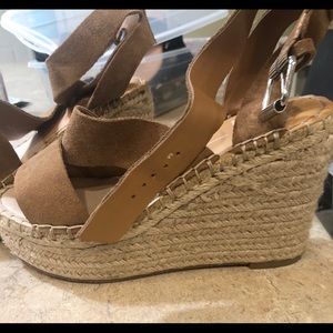 Dolce vita wedge sandals like new!